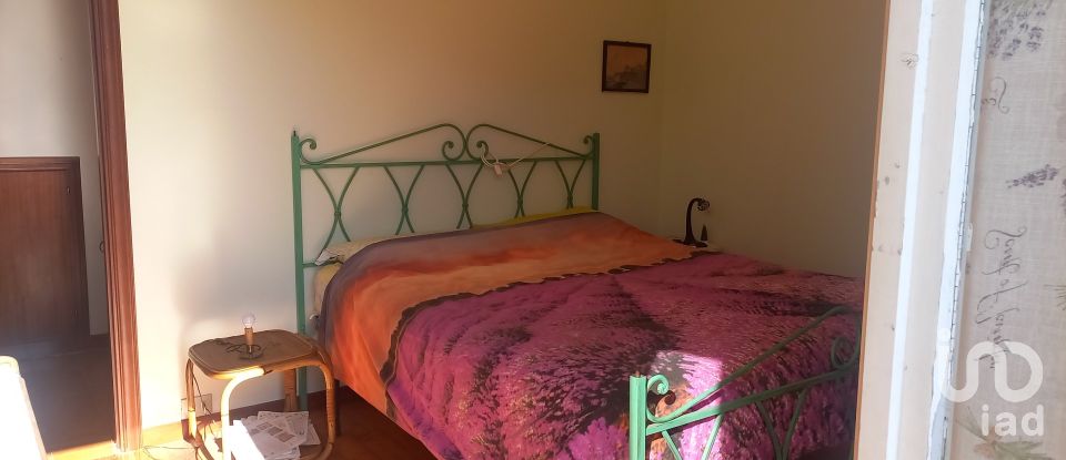 Casa indipendente 5 locali di 116 m² in Mezzanego (16046)