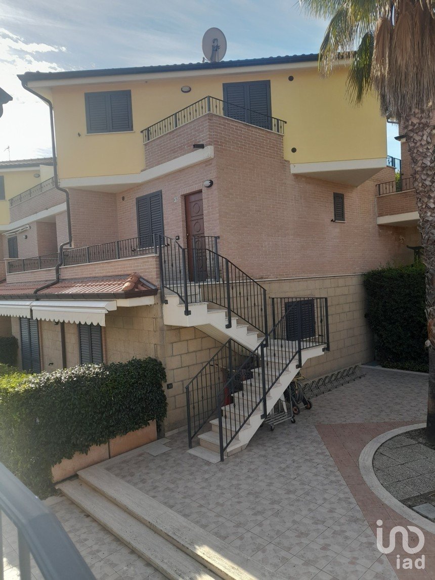 Trilocale di 41 m² a Tortoreto (64018)