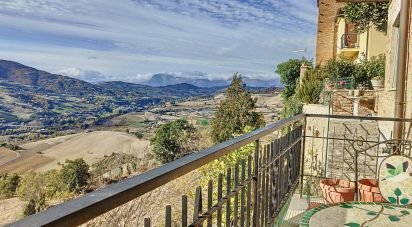 Casa di paese 5 locali di 110 m² in Montedinove (63069)