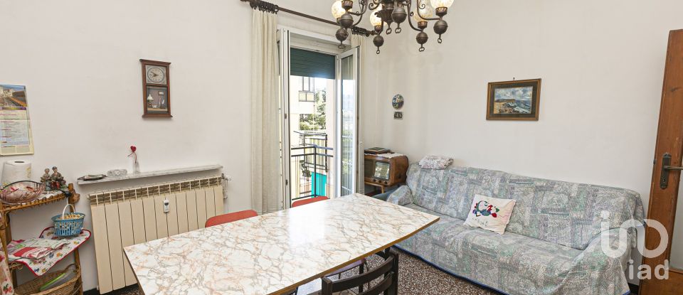 Three-room apartment of 85 m² in Genova (16127)