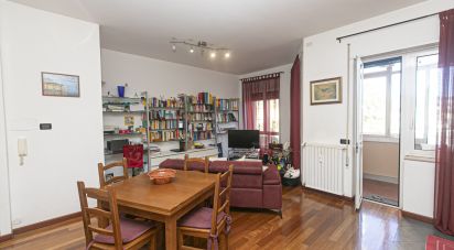 Bilocale di 70 m² a Genova (16149)