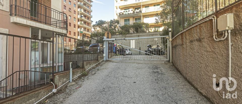 Two-room apartment of 70 m² in Genova (16149)