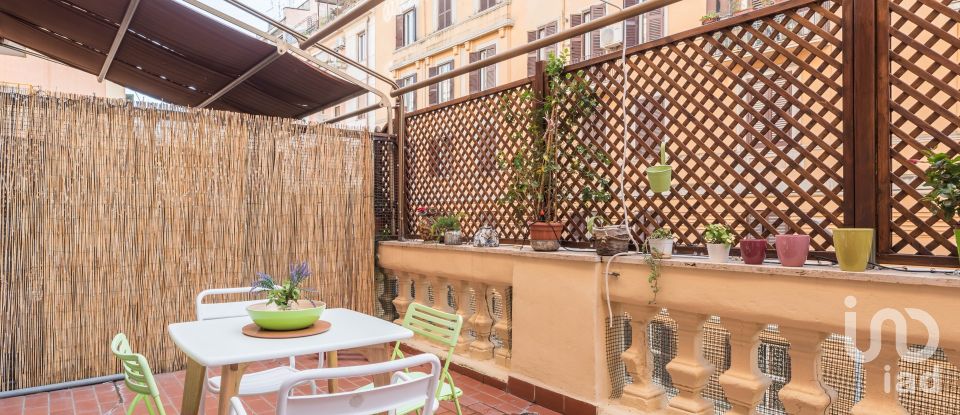 Two-room apartment of 46 m² in Roma (00183)