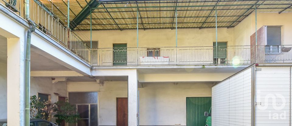 Four-room apartment of 58 m² in Cesano Maderno (20811)