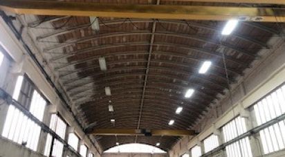 Warehouse of 1,200 m² in Cantiano (61044)