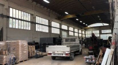 Warehouse of 1,200 m² in Cantiano (61044)