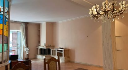Triplice 3 locali di 120 m² a Cerreto Laziale (00020)