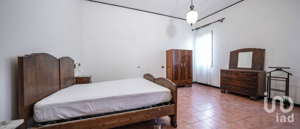 House 0 rooms of 193 m² in Bondeno (44012)