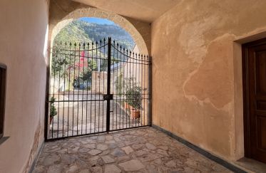 Quadrilocale di 135 m² a Palermo (90146)