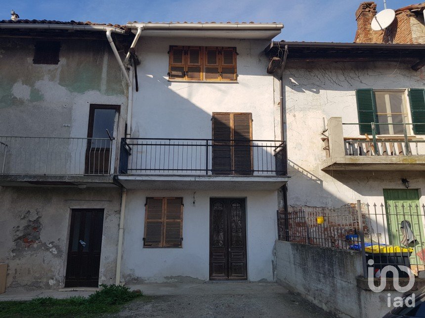 Casa di paese 4 locali di 56 m² in Castelnuovo Bormida (15017)