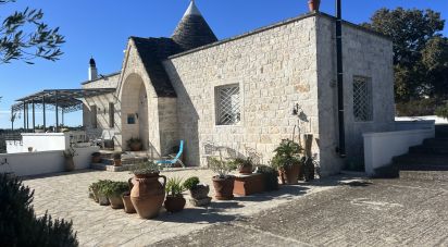 Casa indipendente 5 locali di 140 m² in Cisternino (72014)
