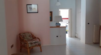 Villa Bifamiliare 8 locali di 240 m² in Frontone (61040)