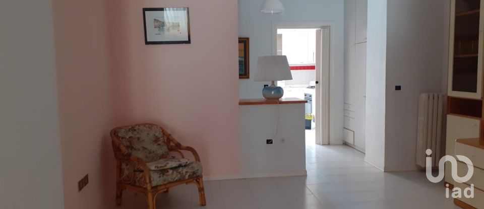 Villa Bifamiliare 8 locali di 240 m² in Frontone (61040)