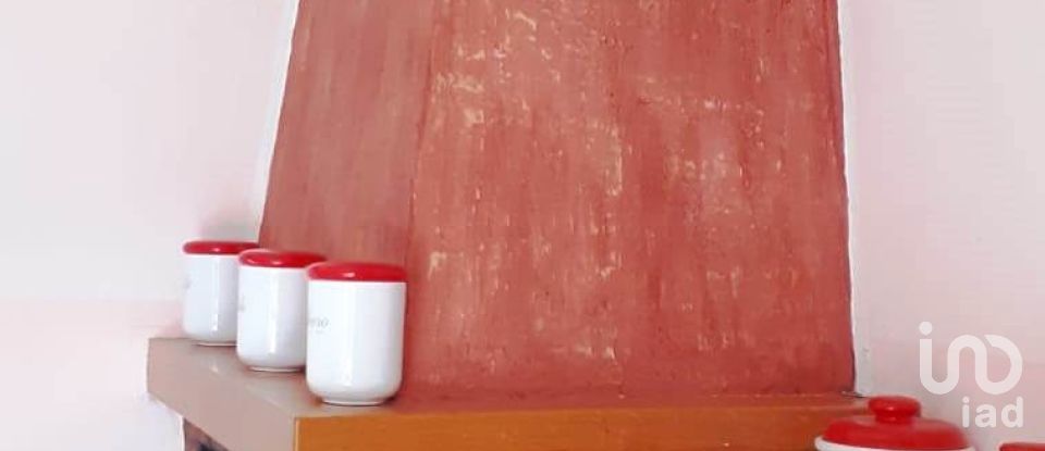 Villa Bifamiliare 8 locali di 240 m² in Frontone (61040)