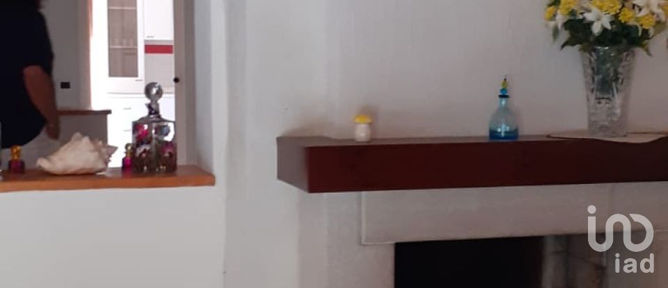 Villa Bifamiliare 8 locali di 240 m² in Frontone (61040)