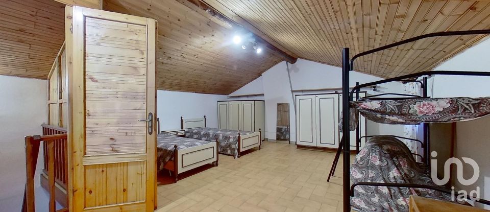House 7 rooms of 210 m² in Castelnuovo Bormida (15017)