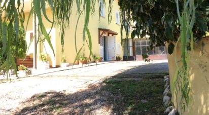 Villa Bifamiliare 12 locali di 220 m² in Ripatransone (63065)