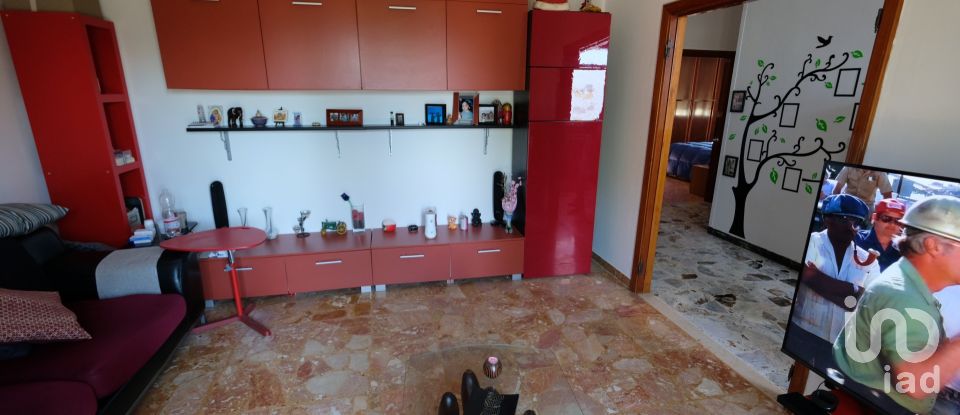 Lodge 12 rooms of 300 m² in Belvedere Ostrense (60030)