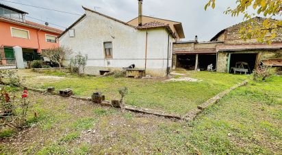 Casa indipendente 6 locali di 159 m² in Trasacco (67059)