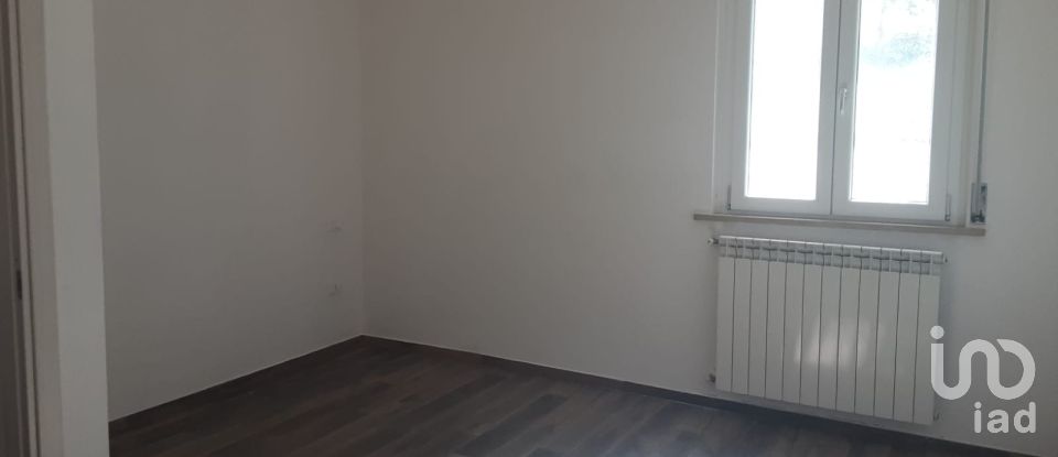Town house 8 rooms of 180 m² in Silvi (64028)
