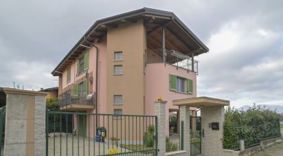 Villa Bifamiliare 4 locali di 180 m² in Foglizzo (10090)