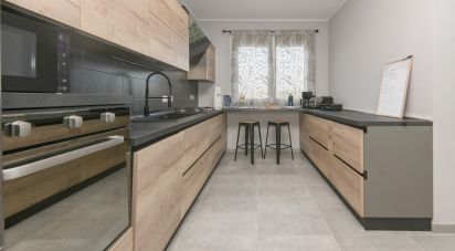 Villa Bifamiliare 4 locali di 180 m² in Foglizzo (10090)