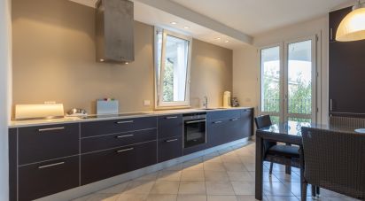 Casale 7 locali di 200 m² in Acquaviva Picena (63075)