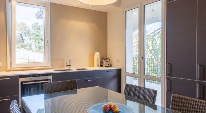 Casale 7 locali di 200 m² in Acquaviva Picena (63075)