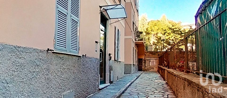 Apartment 6 rooms of 95 m² in Genova (16147)