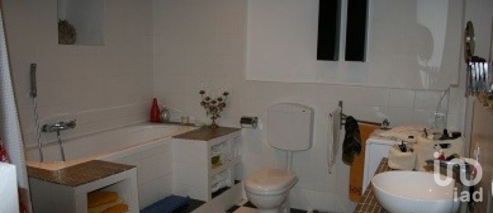 Villa Bifamiliare 10 locali di 210 m² in Testico (17020)