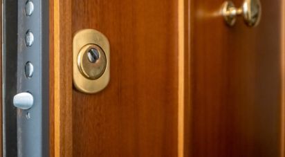 Appartamento 7 locali di 140 m² a Genova (16148)