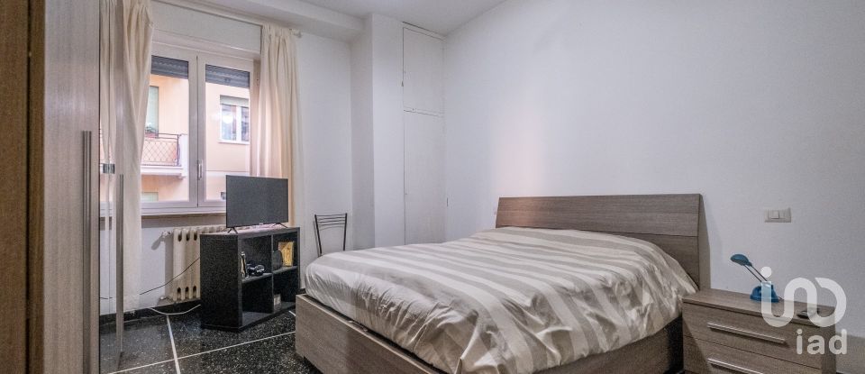 Apartment 7 rooms of 140 m² in Genova (16148)