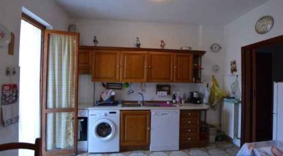 Appartamento 5 locali di 65 m² a Giusvalla (17010)