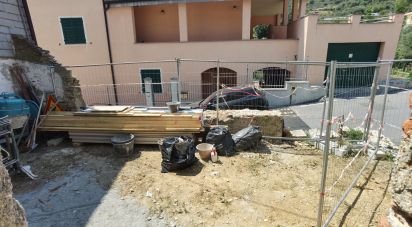 Country house 6 rooms of 100 m² in Vado Ligure (17047)