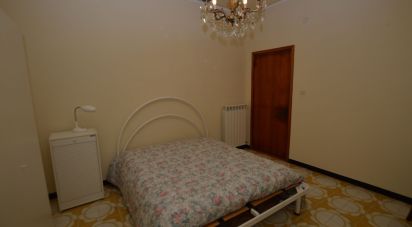 Casa indipendente / Villa 10 locali di 200 m² in Urbe (17048)