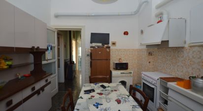 Appartamento 5 locali di 85 m² a Savona (17100)