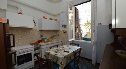 Appartamento 5 locali di 85 m² a Savona (17100)