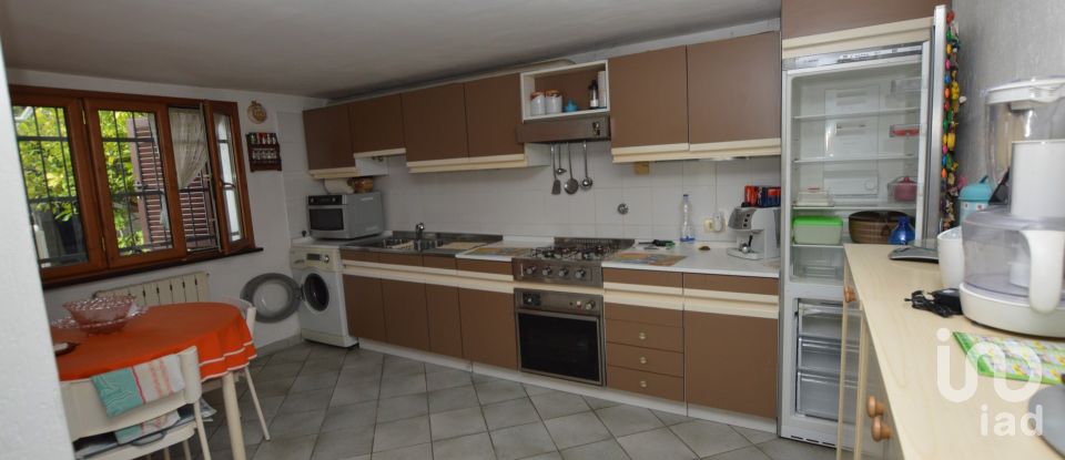 Casa indipendente / Villa 8 locali di 150 m² in Toirano (17055)