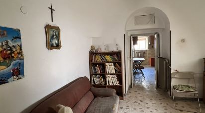 Casale 5 locali di 170 m² in Cisternino (72014)