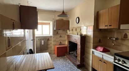 Casale 5 locali di 170 m² in Cisternino (72014)