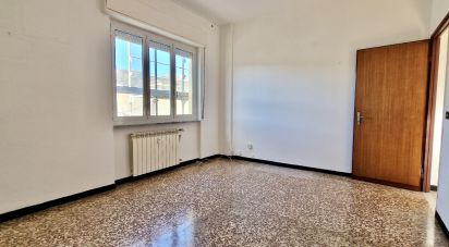 Appartamento 5 locali di 90 m² a Genova (16141)