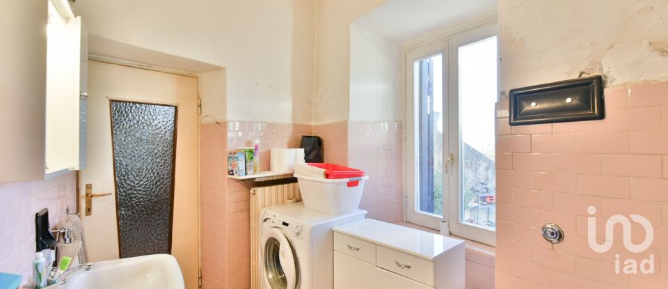 Apartment 6 rooms of 140 m² in Oggiono (23848)