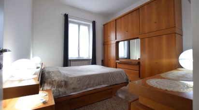 Apartment 6 rooms of 100 m² in Genova (16131)