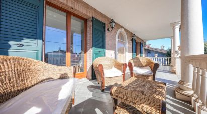 Casa indipendente 10 locali di 300 m² in Massa Fiscaglia (44025)