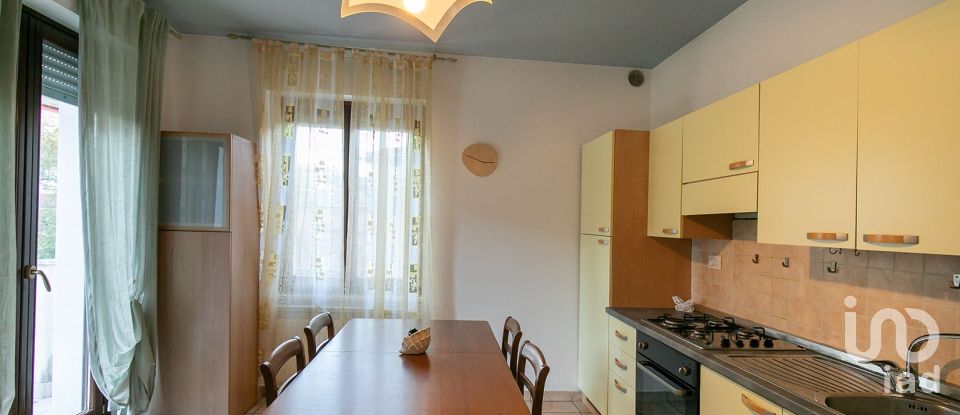 Three-room apartment of 57 m² in Fermo (63900)