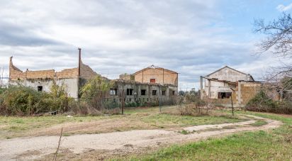 Country home 8 rooms of 660 m² in Osimo (60027)