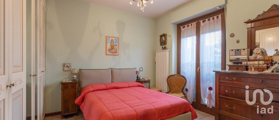 Three-room apartment of 93 m² in Pollenza (62010)