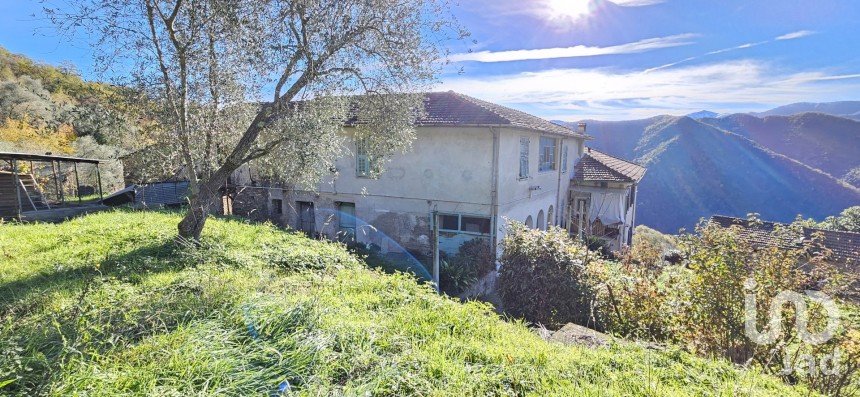 Villa storica 13 locali di 300 m² in Casanova Lerrone (17033)