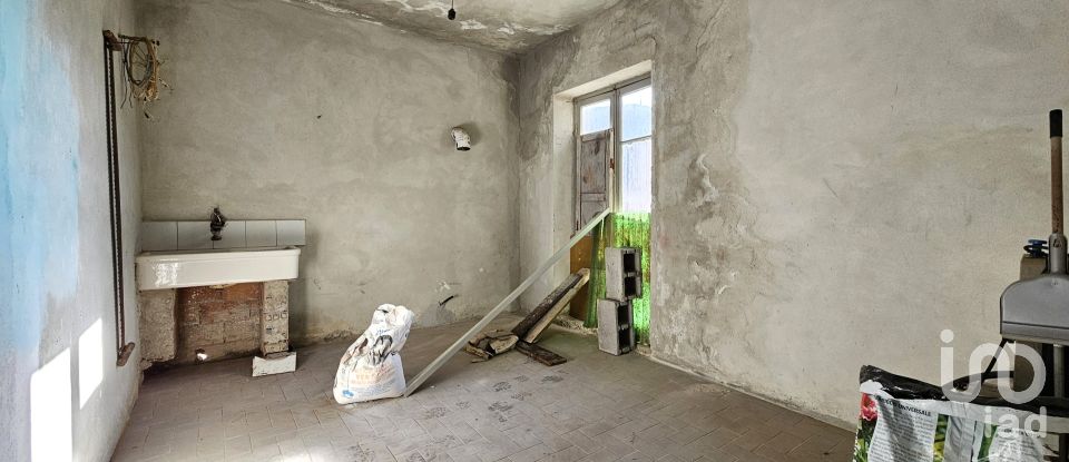 Villa storica 13 locali di 300 m² in Casanova Lerrone (17033)