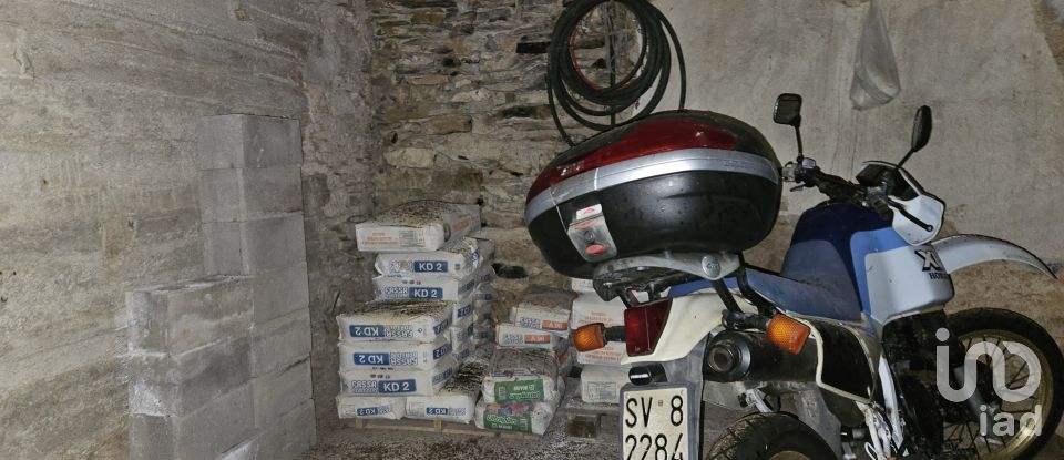 Villa storica 13 locali di 300 m² in Casanova Lerrone (17033)